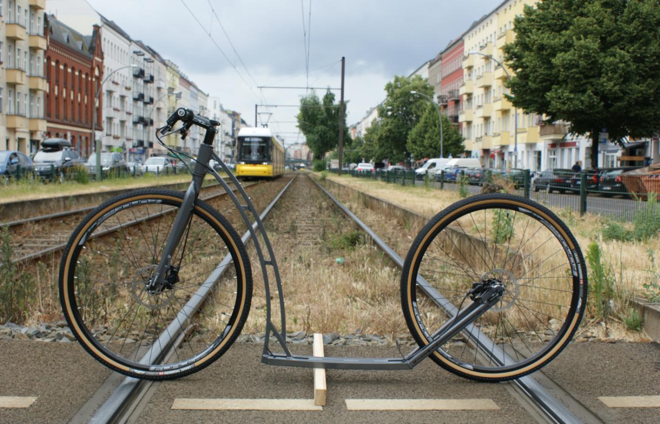 Tretroller MIBO Alltrack Tramschienen